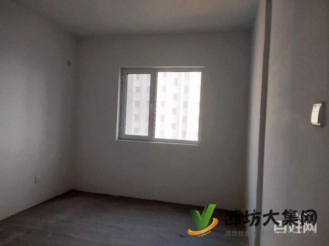 低首付 區政府近 凡爾賽麗都 客廳朝陽 新房未住