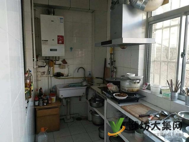 奎文區泰華北 萬達近福壽街一樓帶院89平3室 精裝