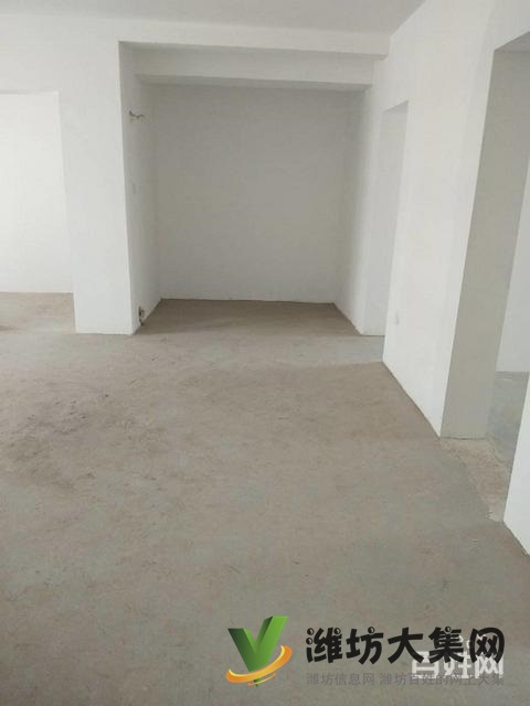 真賤，便宜124平大三室，龍泉太 陽城，送地下室，