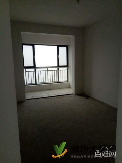 奧體八九近渤景灣大三室兩廳，毛坯新房117平婚房急