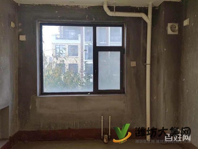 青云郡三室兩廳好房，毛培房給你更大的裝修空間，