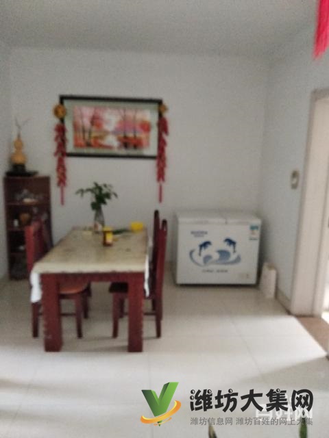 濰水藍(lán)灣三室兩廳精裝干凈手續(xù)齊全可以貸款