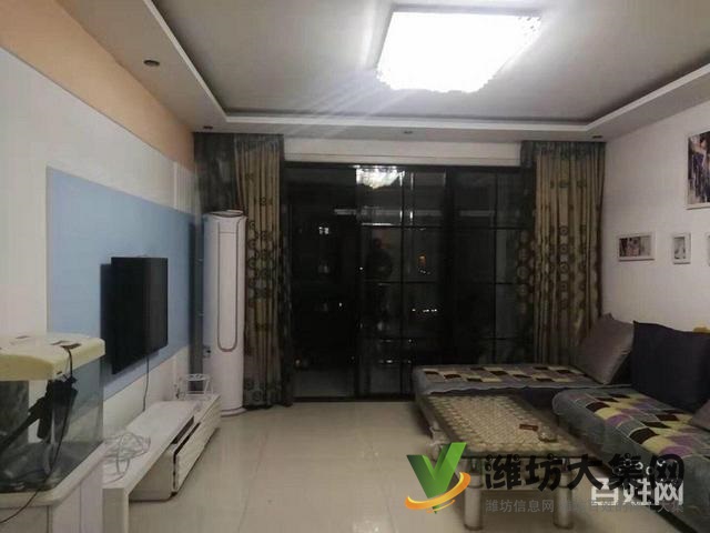 此房為結(jié)婚準(zhǔn)備，舒適三室，精裝修，現(xiàn)因換大房，找有