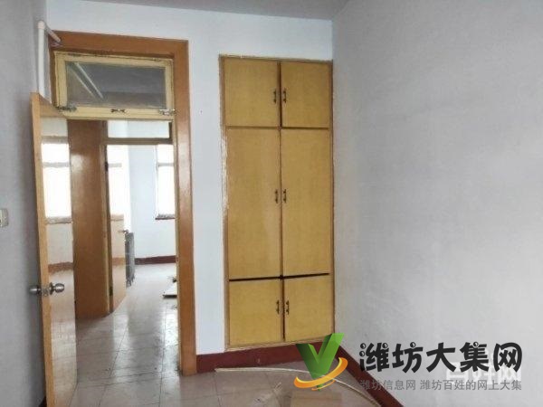 一實小學校近佳樂家 一梯一戶  精裝三室 有證無稅