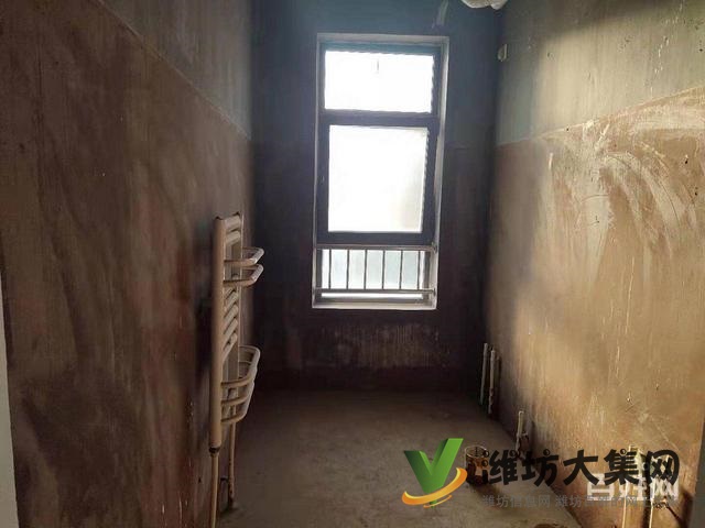 青云郡三室兩廳好房，毛培房給你更大的裝修空間，