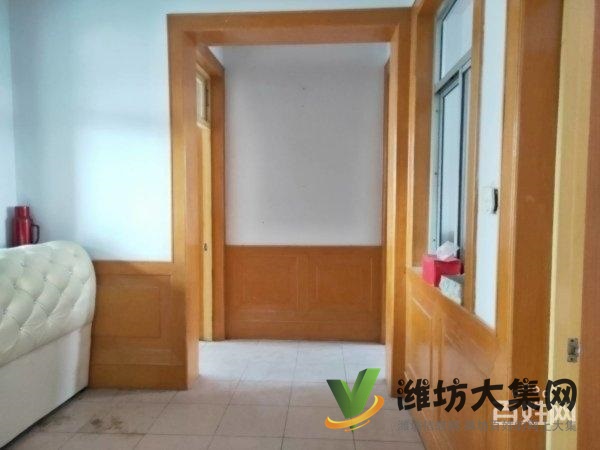 一實小學校近佳樂家 一梯一戶  精裝三室 有證無稅