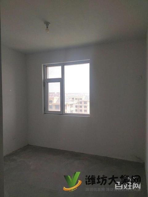 凡爾賽麗都 115平3室2廳60萬 急售急售